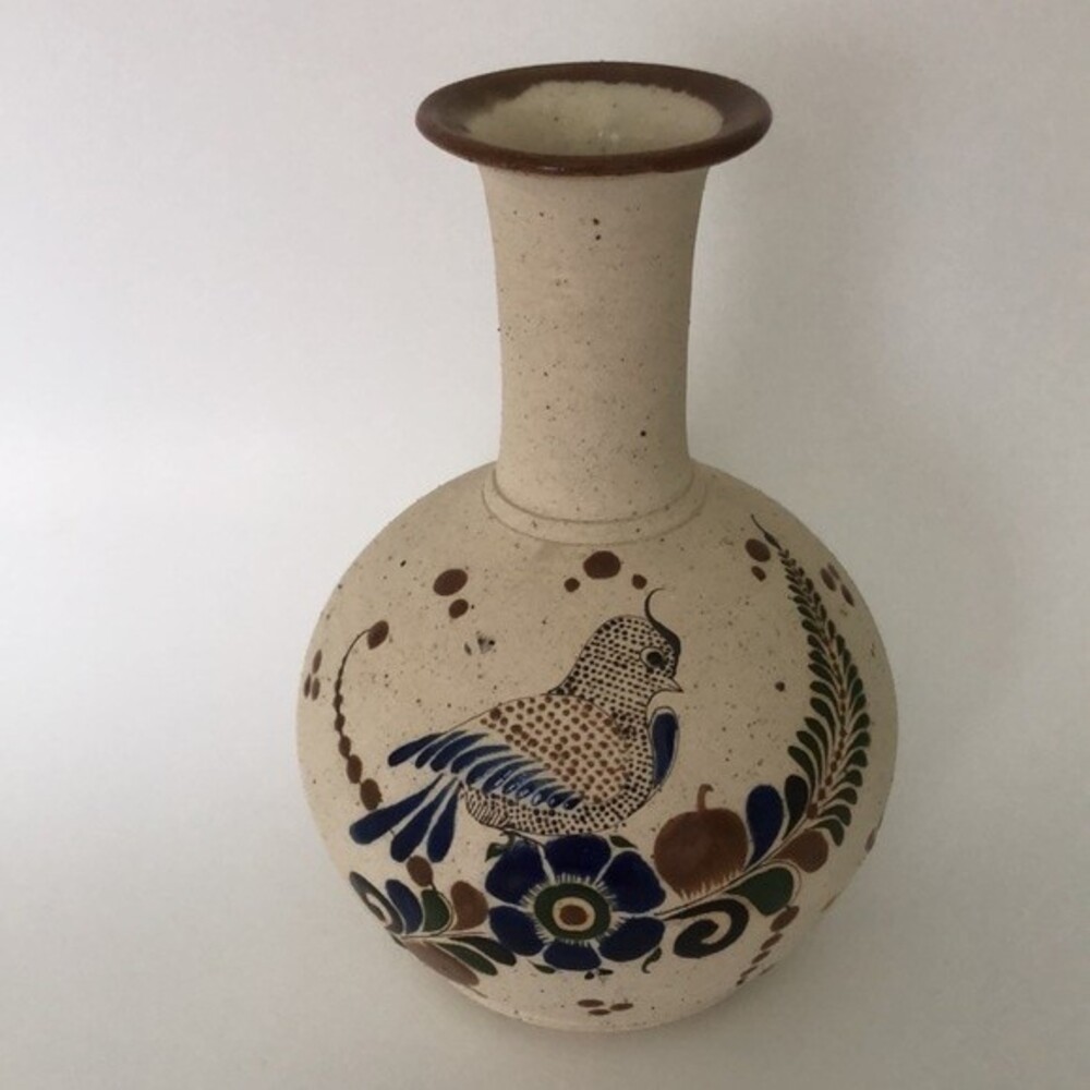 EUC Tonala Mexico Vintage bird Pottery 8” Vase signed